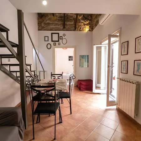 Loft In Apartment *